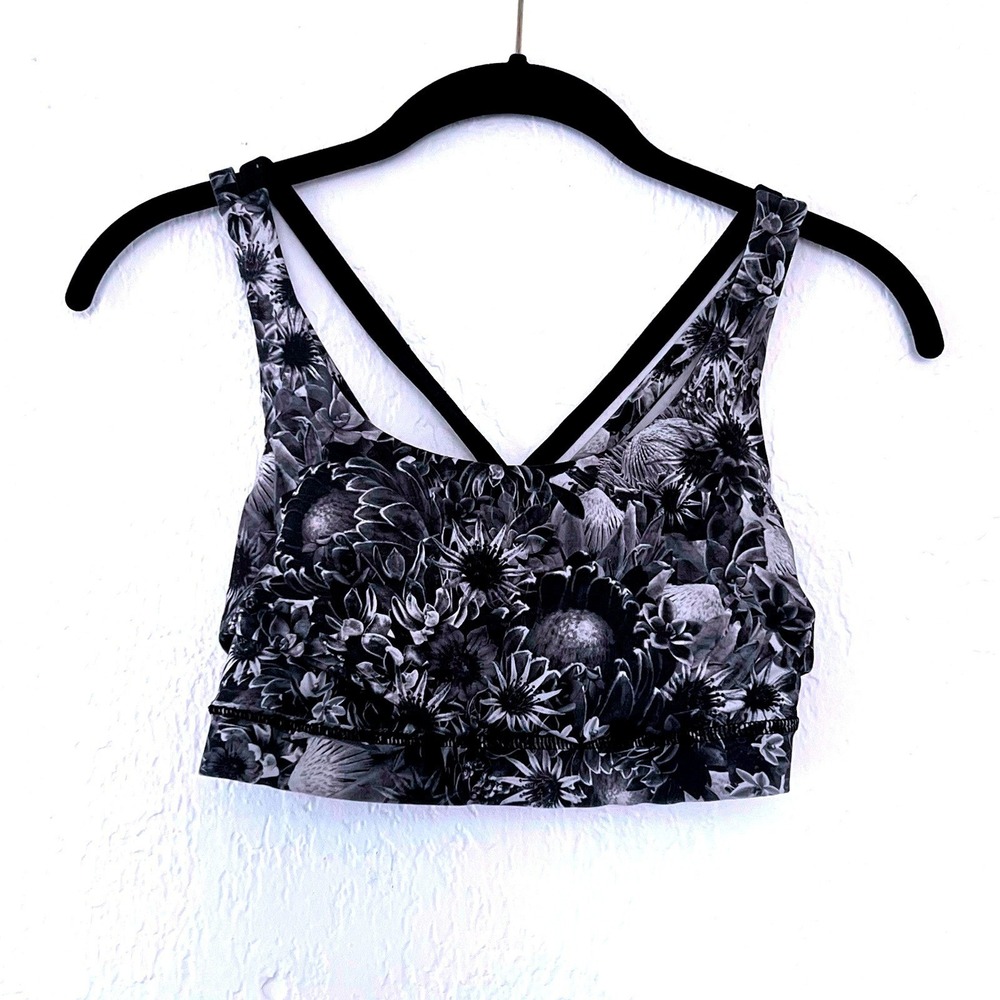 Lululemon Energy Bra Flowabunga‎ Black Angel Wing Black & White Sports